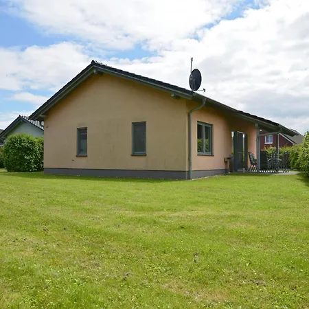 Fh Rod Am Reiterhof Holiday home Zierow